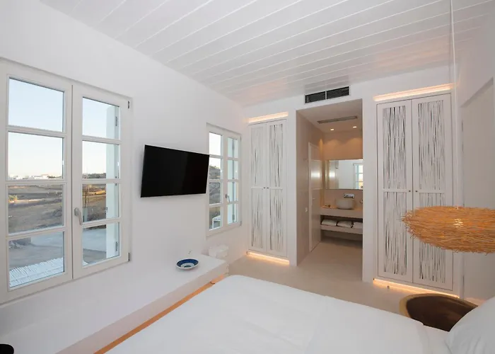 The Ammonite Отель 4*