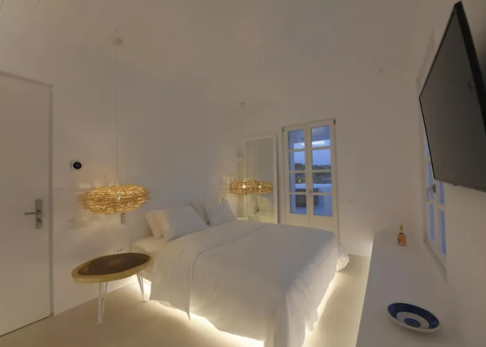 The Ammonite Отель 4*