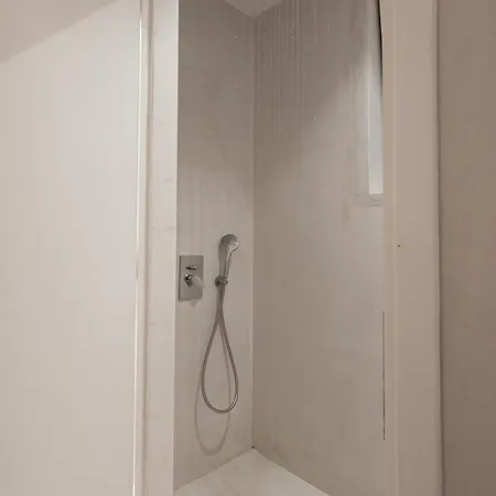 호텔 The Ammonite 4*