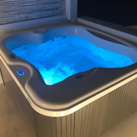 The Ammonite 호텔 Plintri